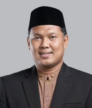 Drs. K.H. Sholahuddin Al Aiyub, M.Si