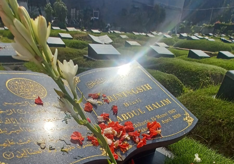 Menanam Tanaman di Atas Makam Boleh, Asalkan…. Menanam Tanaman di Atas Makam Boleh, Asalkan….