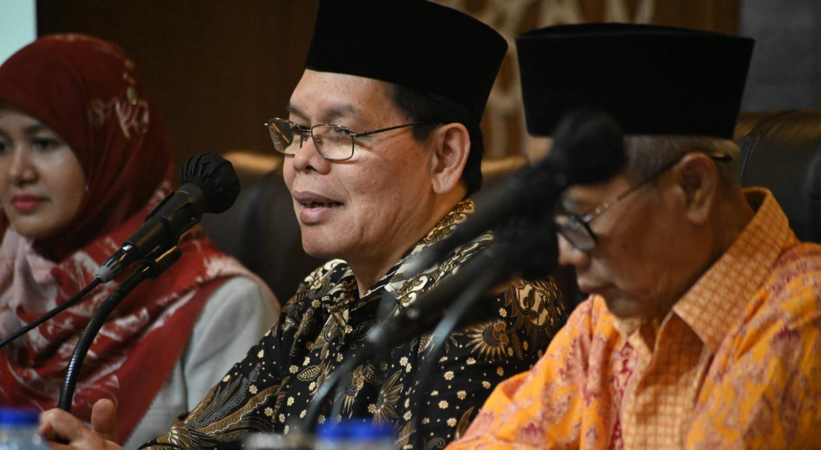 Pentingnya Etika dalam Berdebat Pentingnya Etika dalam Berdebat