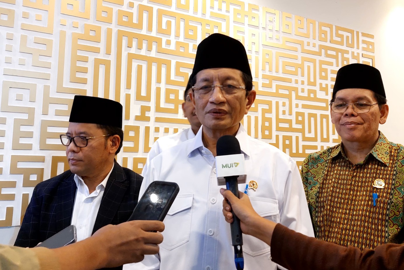 Di Hadapan MUI, Prof Nasar Soal Posisi Imam Istiqlal-Menag: Hampir Semua Menteri Rangkap Jabatan Di Hadapan MUI, Prof Nasar Soal Posisi Imam Istiqlal-Menag: Hampir Semua Menteri Rangkap Jabatan