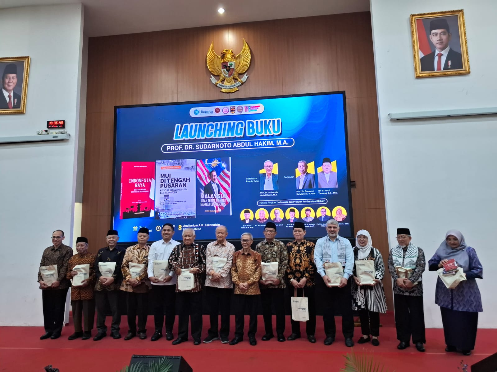 Launching 3 Buku, Ketua MUI Prof Sudarnoto Berharap Dapat Gairahkan Kebangkitan Intelektual Launching 3 Buku, Ketua MUI Prof Sudarnoto Berharap Dapat Gairahkan Kebangkitan Intelektual