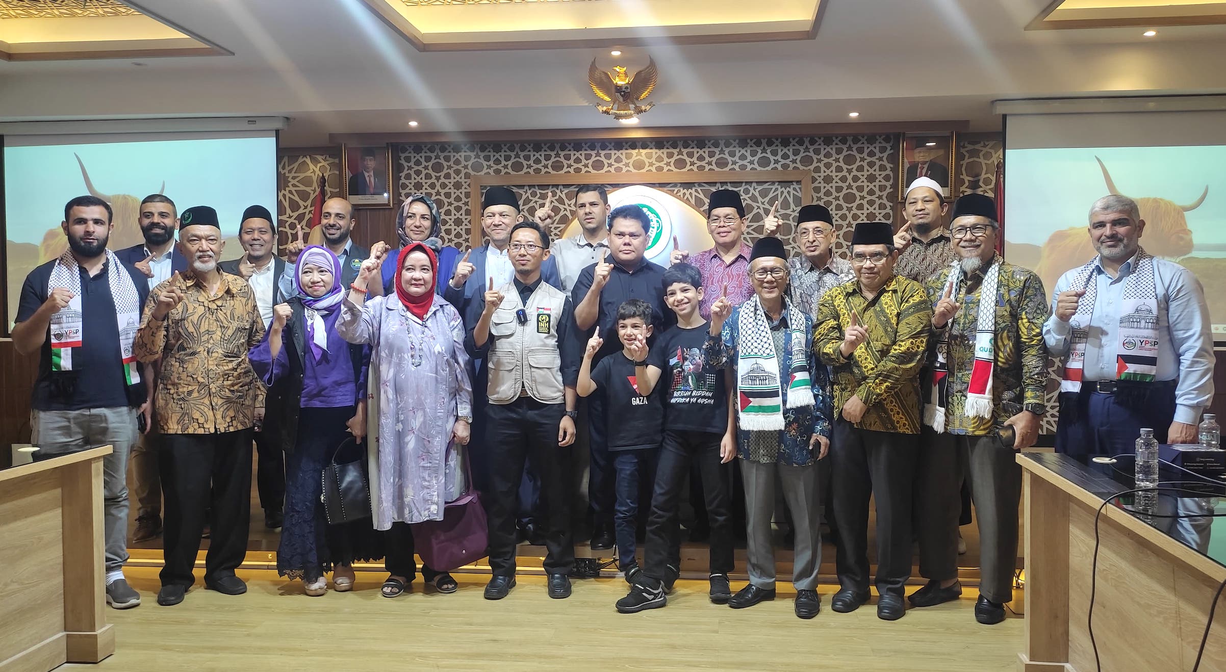 Anak Ajaib dari Gaza, Ramadhan Abu Jazar, Kisahkan Ketangguhan Perjuangan Anak Palestina kepada MUI Anak Ajaib dari Gaza, Ramadhan Abu Jazar, Kisahkan Ketangguhan Perjuangan Anak Palestina kepada MUI