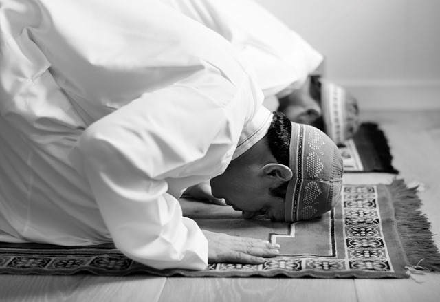 Khutbah Jumat: Ikhlas Beramal, Menjadikan Allah SWT Satu-satunya Tujuan Khutbah Jumat: Ikhlas Beramal, Menjadikan Allah SWT Satu-satunya Tujuan