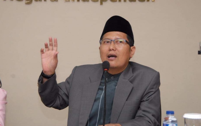 Khutbah Idul Fitri 1446 H: Merajut Persatuan dalam Semangat Kesucian Qalbu Khutbah Idul Fitri 1446 H: Merajut Persatuan dalam Semangat Kesucian Qalbu