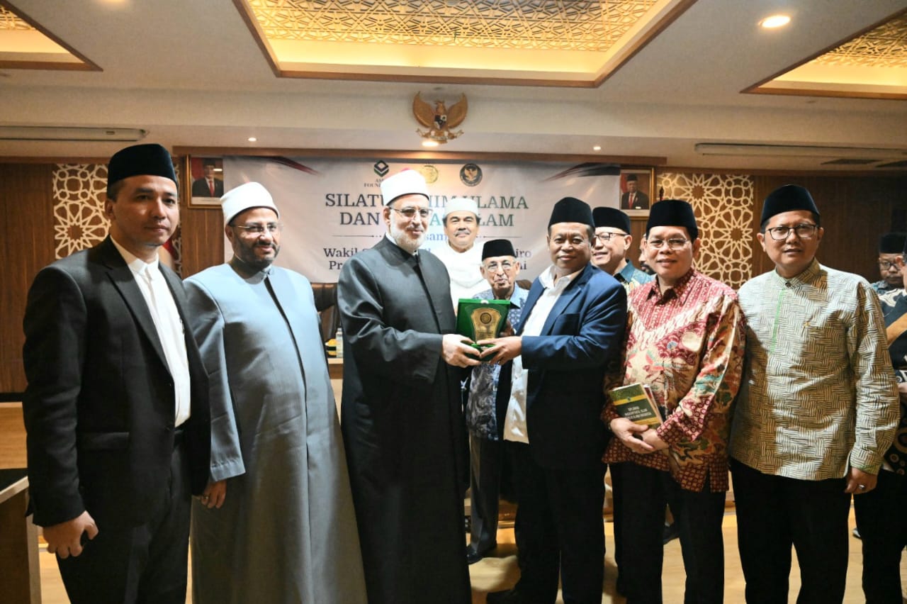 MUI Terima Kunjungan Wakil Grand Syekh Al-Azhar Mesir MUI Terima Kunjungan Wakil Grand Syekh Al-Azhar Mesir